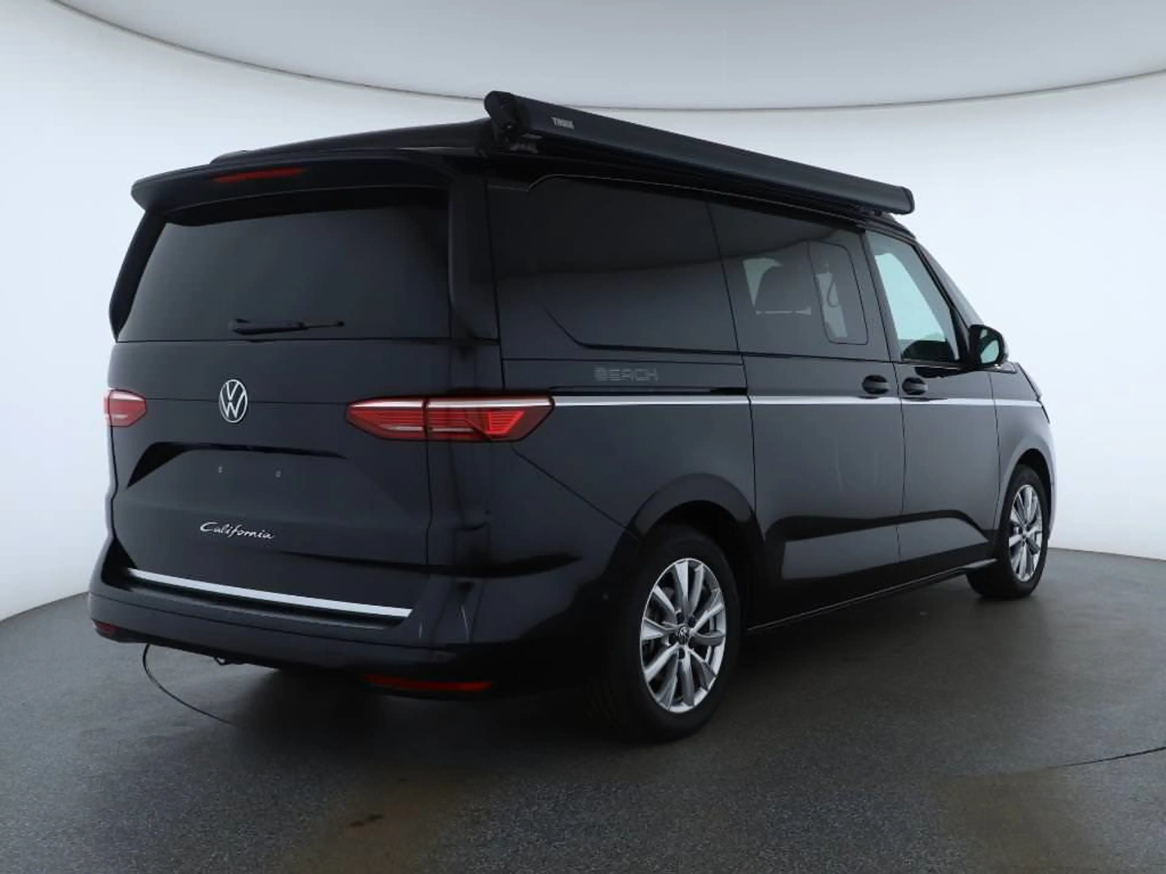 Volkswagen T7 California Beach 2,0 TDI NAVI/AHK/ACC/KLIMA/STH — photo 2