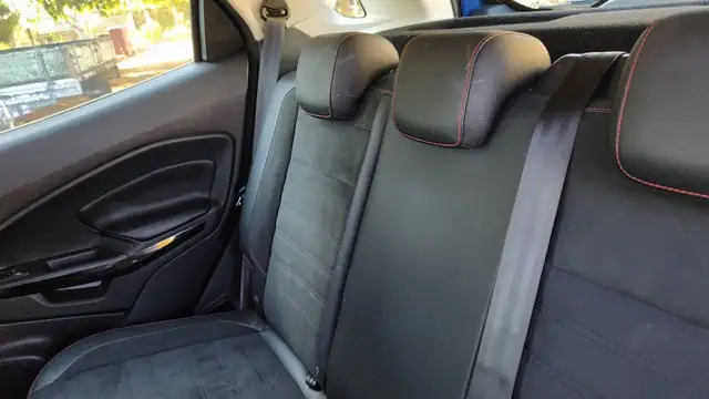 Ford EcoSport view 9