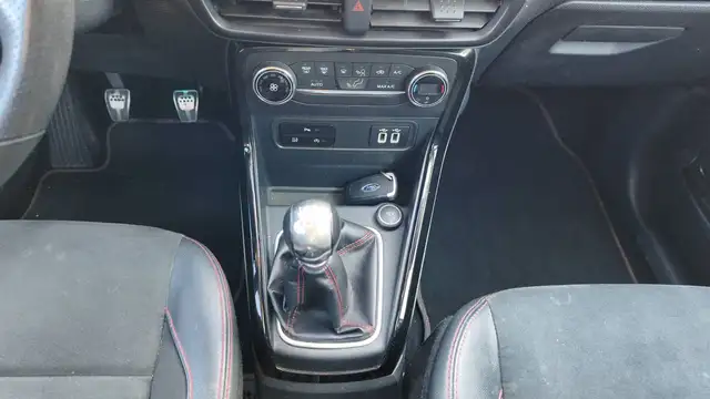 Ford EcoSport view 13