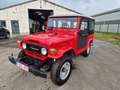 Toyota FJ40 BJ40 Červená - thumbnail 1