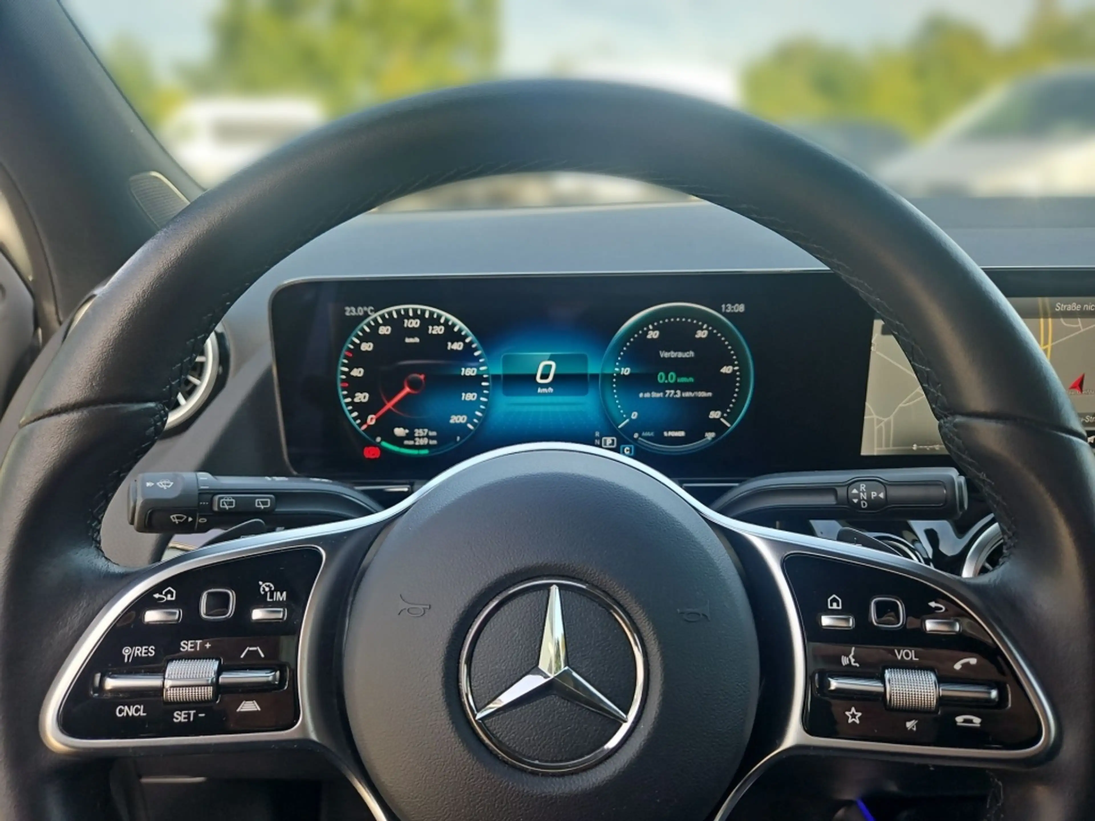 Mercedes-Benz EQA 250 Progressive Distronic+ LED Memory Ambie. — photo 8