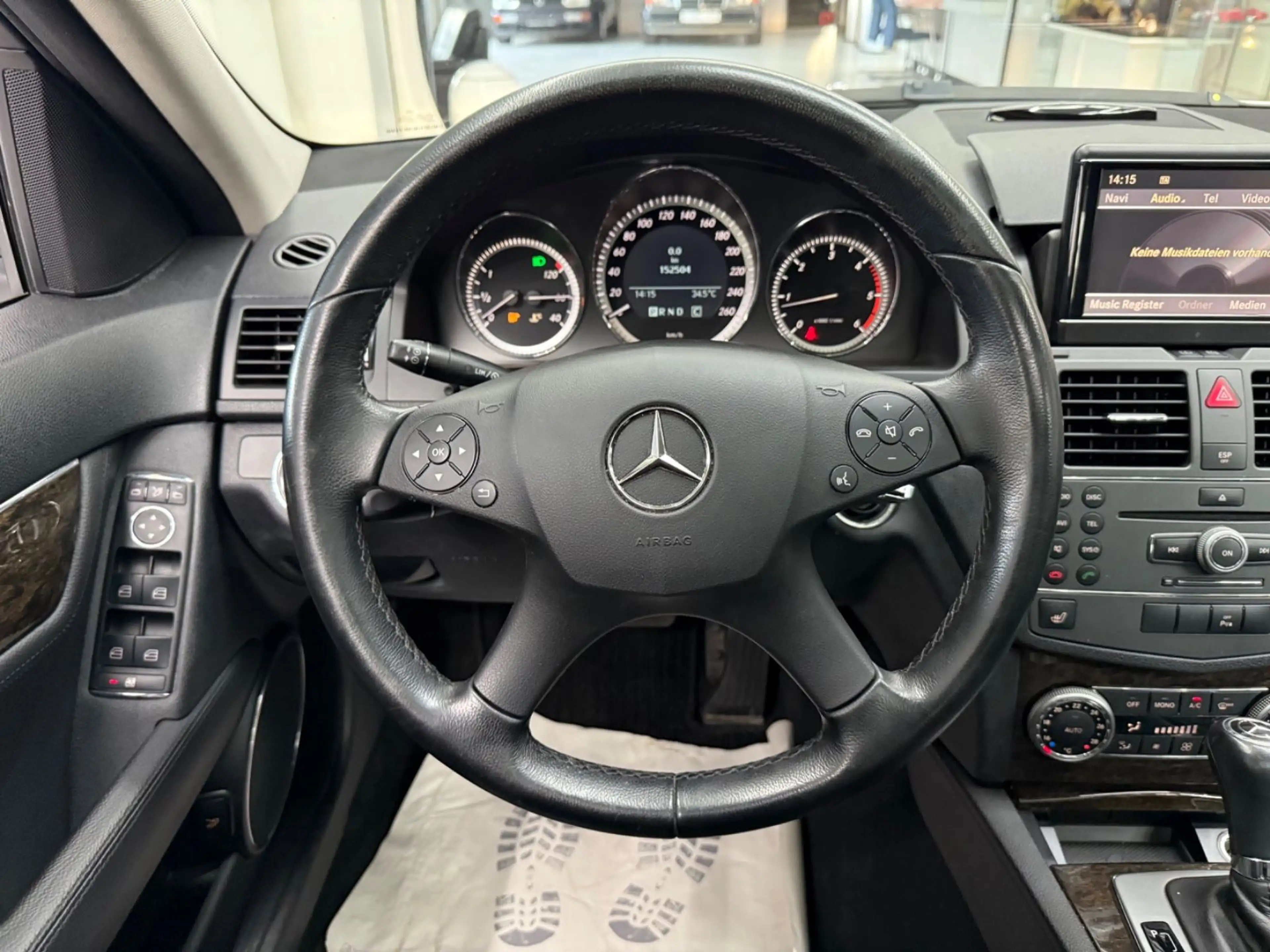 Mercedes-Benz C 350 Klasse Lim.  NAVI SHZ PDC — photo 11