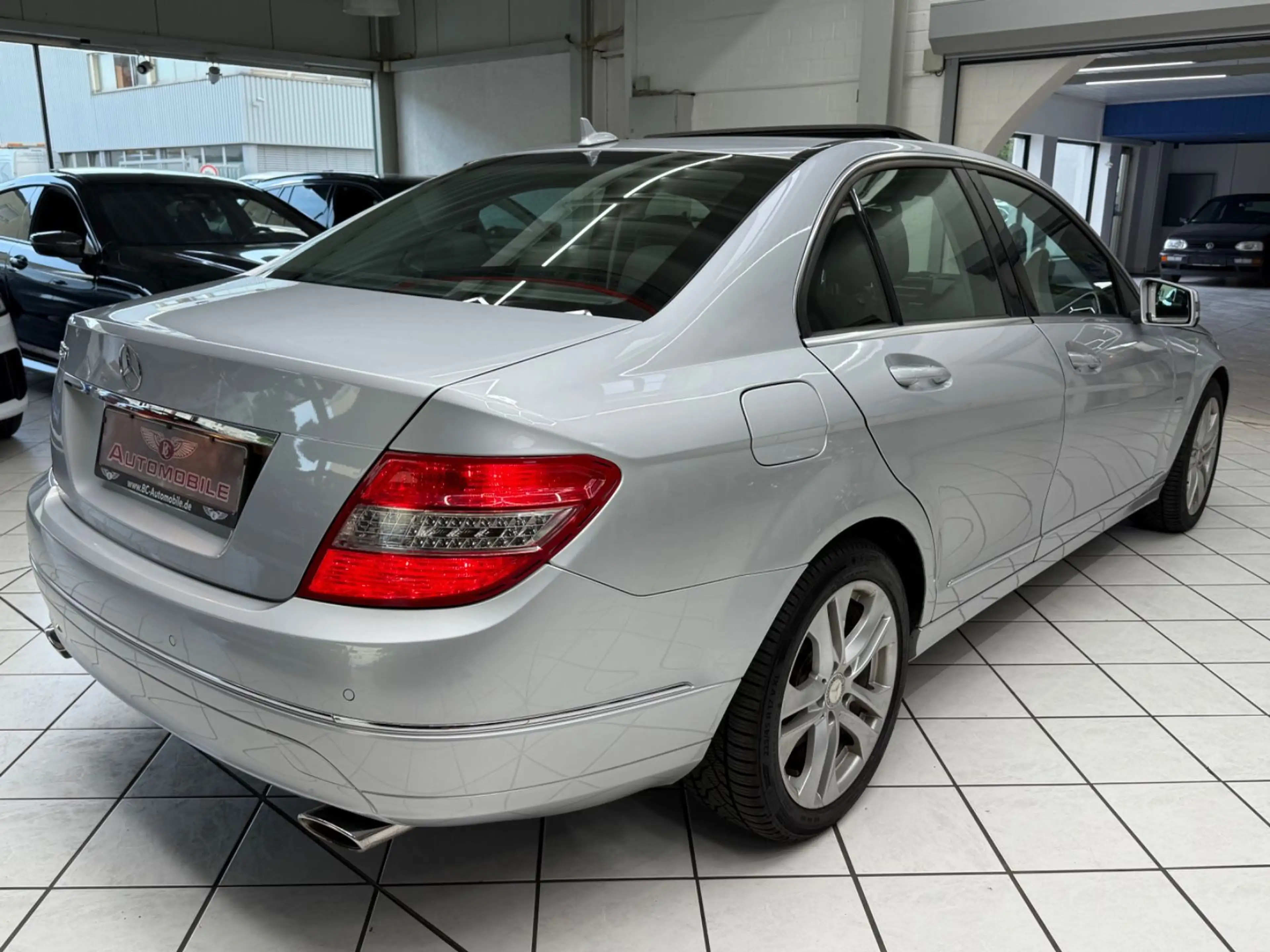Mercedes-Benz C 350 Klasse Lim.  NAVI SHZ PDC — photo 8