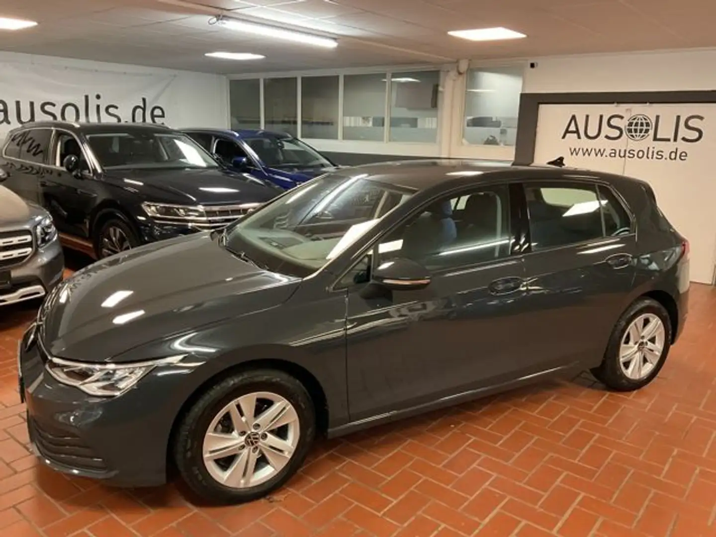 Volkswagen Golf VIII 2.0 TDI Life LED,Navi,ACC,Sitzheizung Grijs - 2