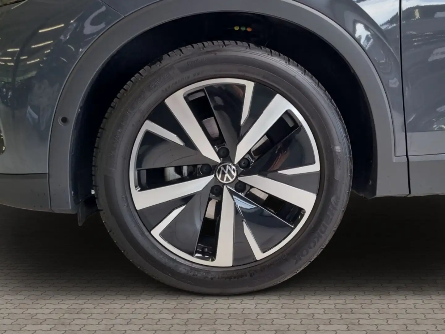 Volkswagen Tiguan 110 kW EU6e 1.5 eTSI Elegance Klima LED Telefon Pa Gris - 2