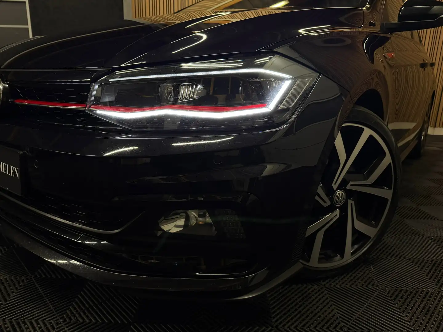 Volkswagen Polo GTI 2.0 TSI Dsg Beats Cruise Led Zwart - 2