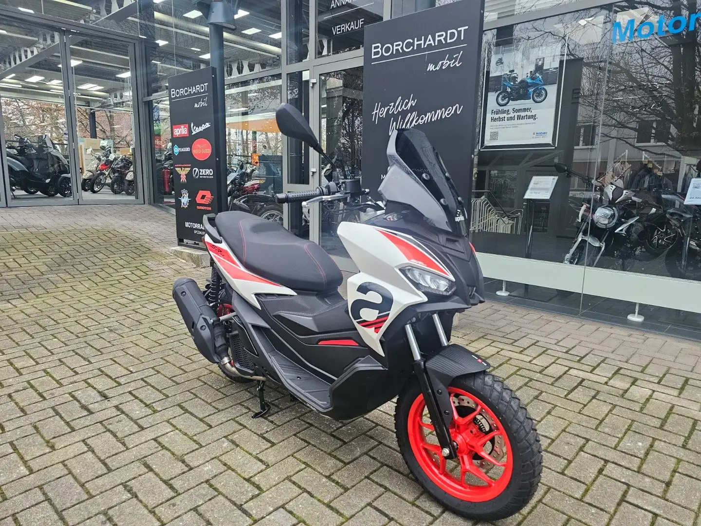 Aprilia SR GT 125 Jetzt 1000,-€ Preisvorteil! Blanc - 1