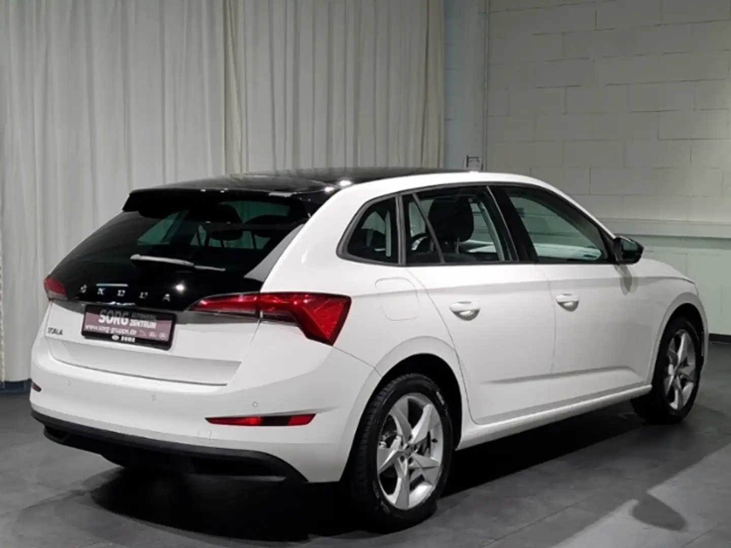 Skoda Scala 1.0 TSI Ambition*PANO*LANE-ASSIST*LED* White - 2