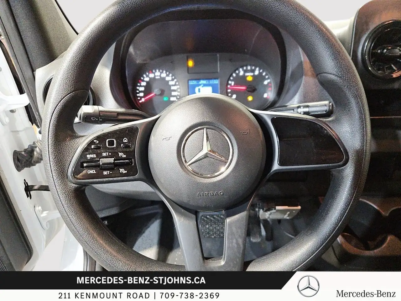 Mercedes-Benz Sprinter снимка Mercedes-Benz Sprinter