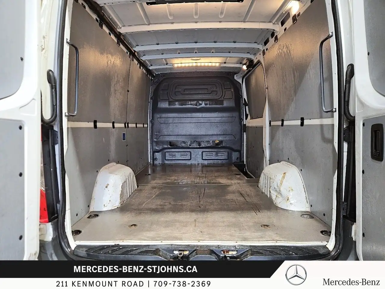 Mercedes-Benz Sprinter снимка Mercedes-Benz Sprinter