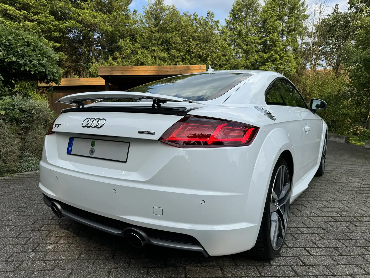 Audi TT TT Coupe 2.0 TFSI quattro S tronic Белый - 2