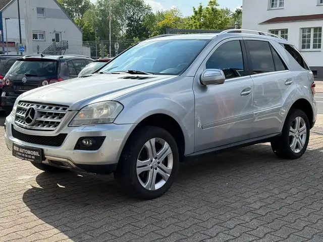 Mercedes-Benz ML 350 ML 350 (164.186) Benzin/ Gas (LPG) /AHK/ PDC