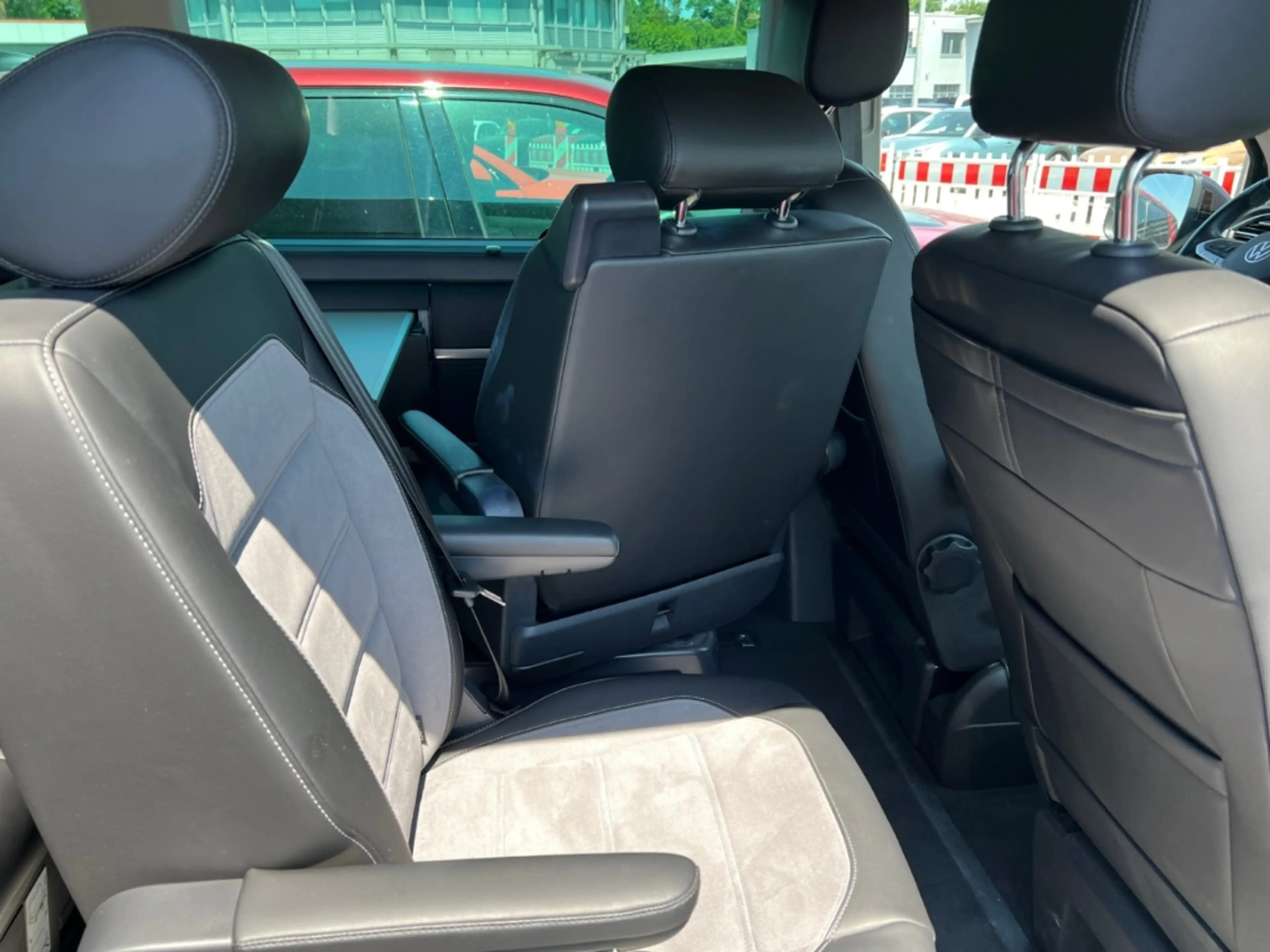 Volkswagen T6.1 Multivan Generation Six LED Navi Kamera — photo 13