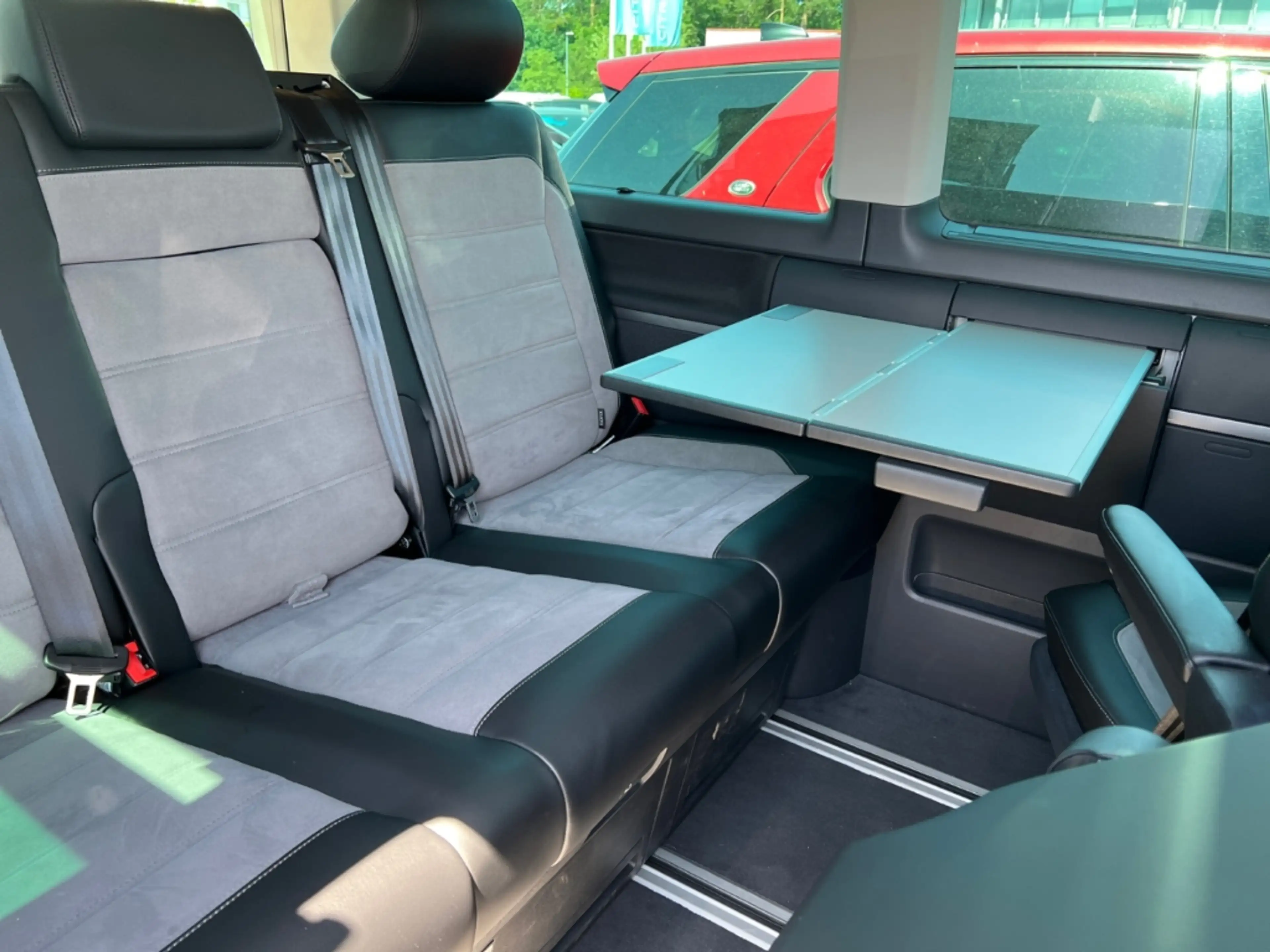 Volkswagen T6.1 Multivan Generation Six LED Navi Kamera — photo 14