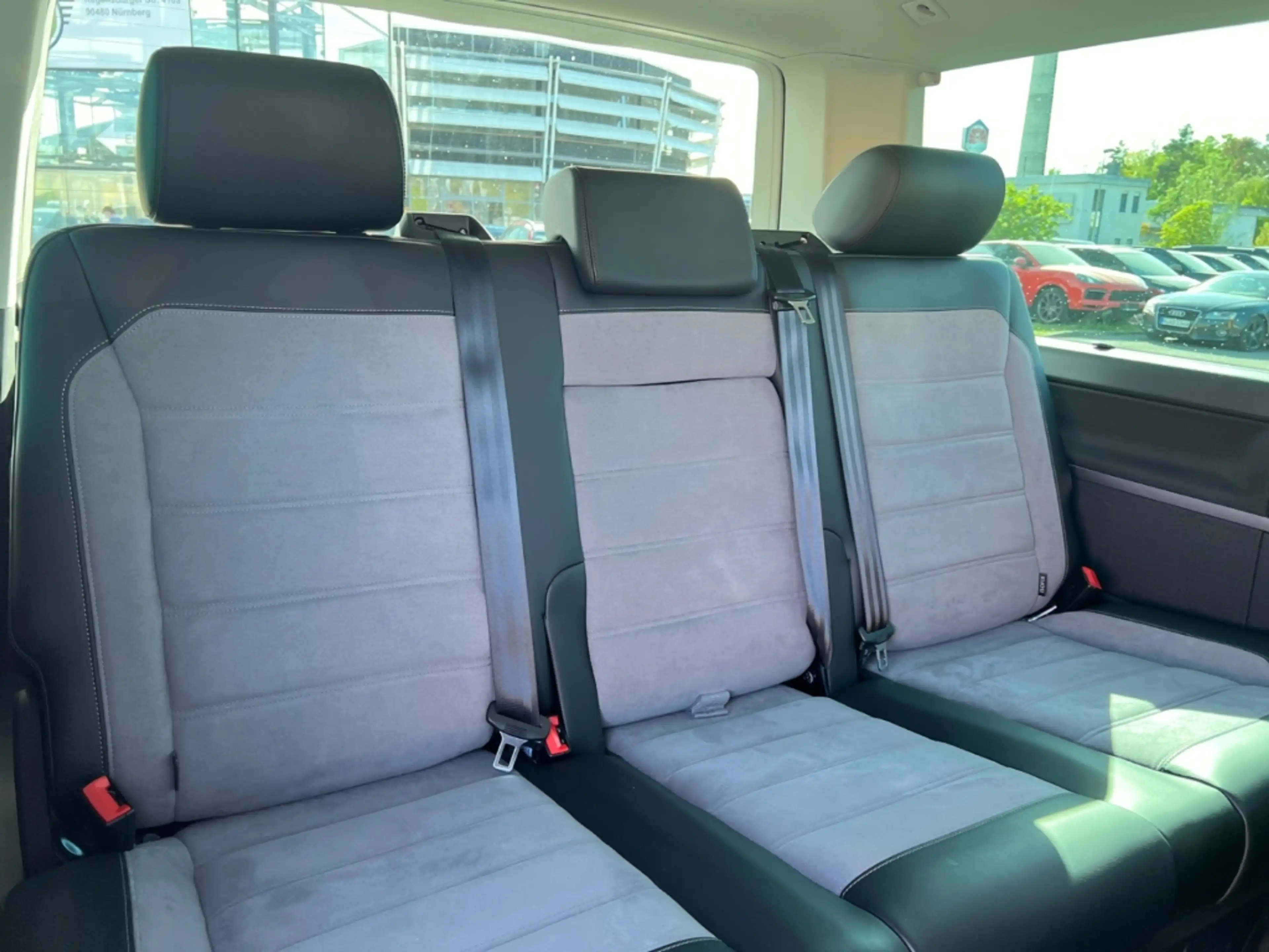 Volkswagen T6.1 Multivan Generation Six LED Navi Kamera — photo 12