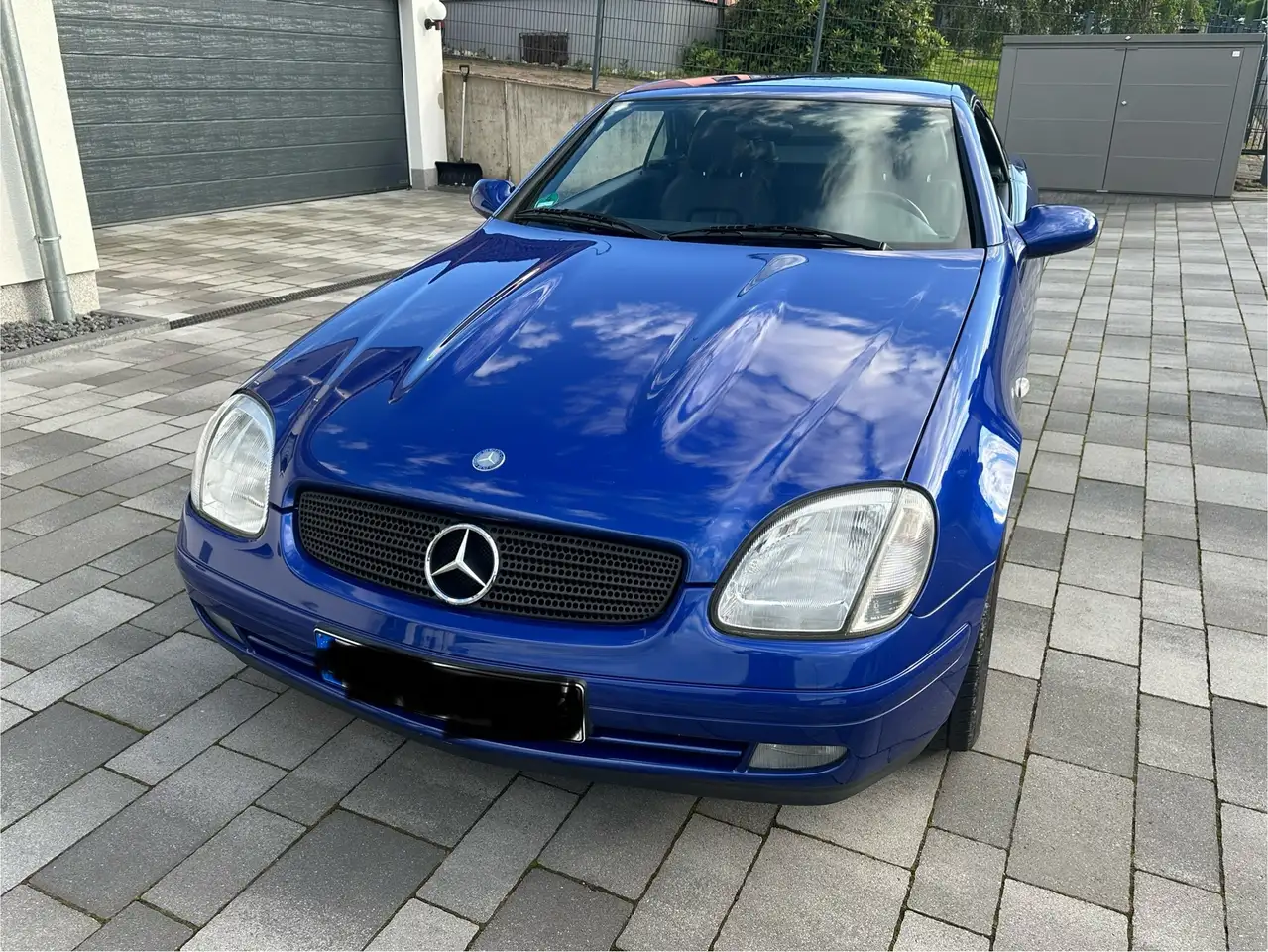 Mercedes-Benz SLK 230