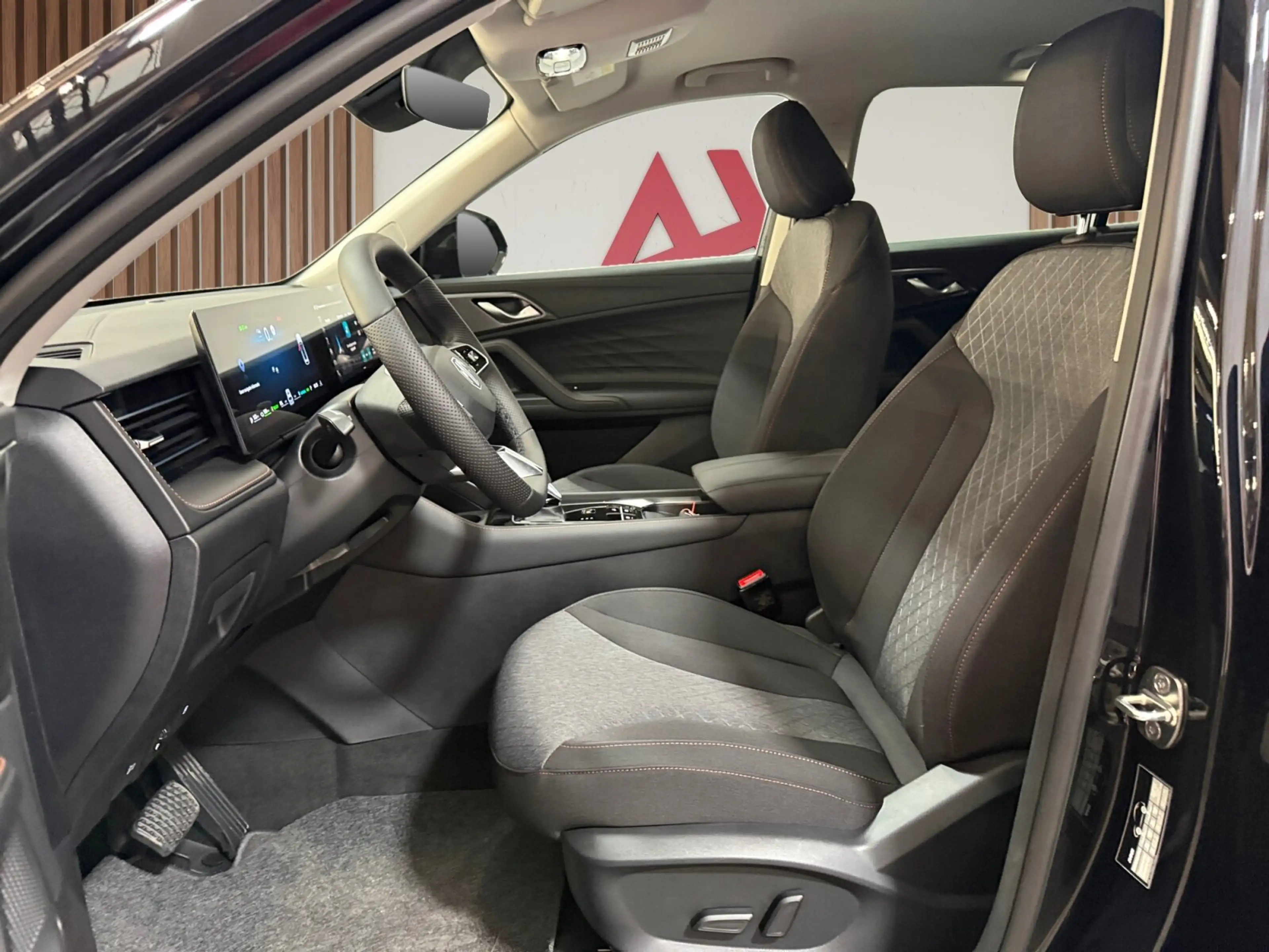 MG HS 1.5 Plug-In Hybrid Comfort ** MG Pilot | Camera... — photo 13