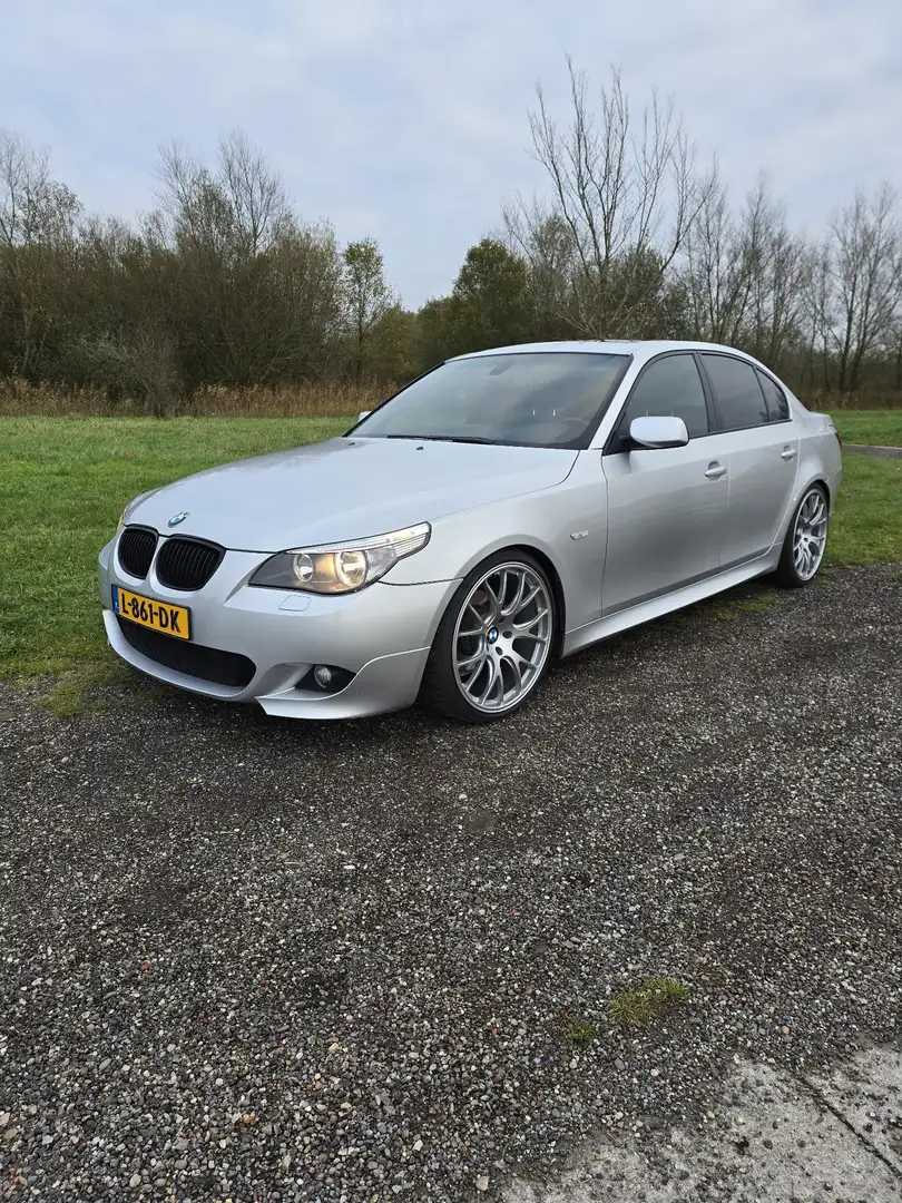 BMW 525 Grijs - 1