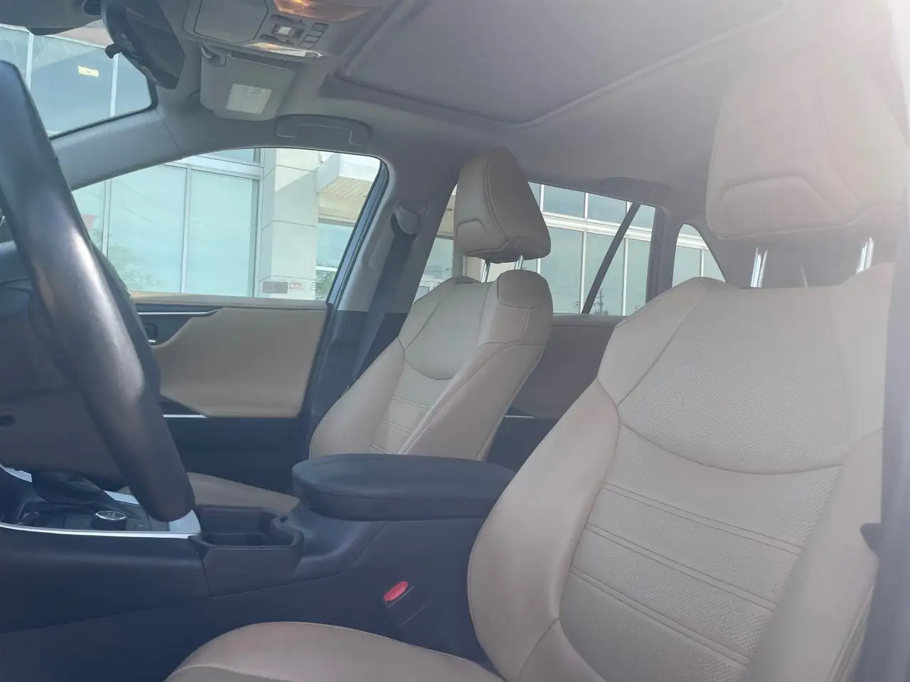 Toyota RAV 4 снимка Toyota RAV 4