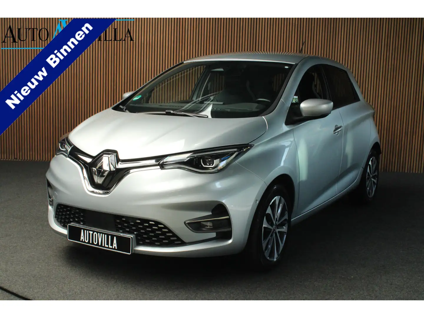 Renault ZOE R135 Intens 52 kWh Camera / Stoel verw. / Key Les Zilver - 1