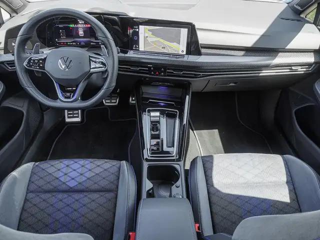 Volkswagen Golf view 11