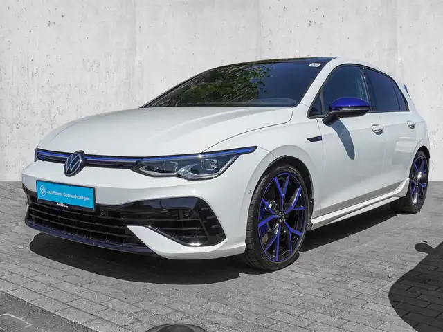 Volkswagen Golf view 2