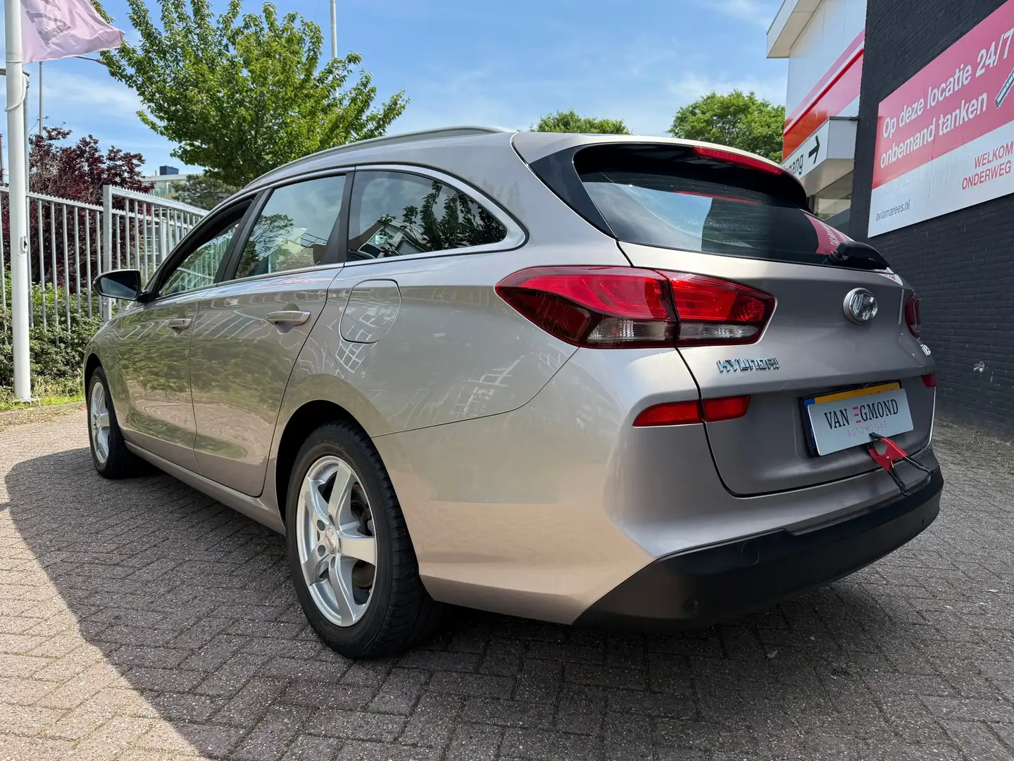 Hyundai i30 Wagon 1.0 T-GDI i-Motion Marrón - 2