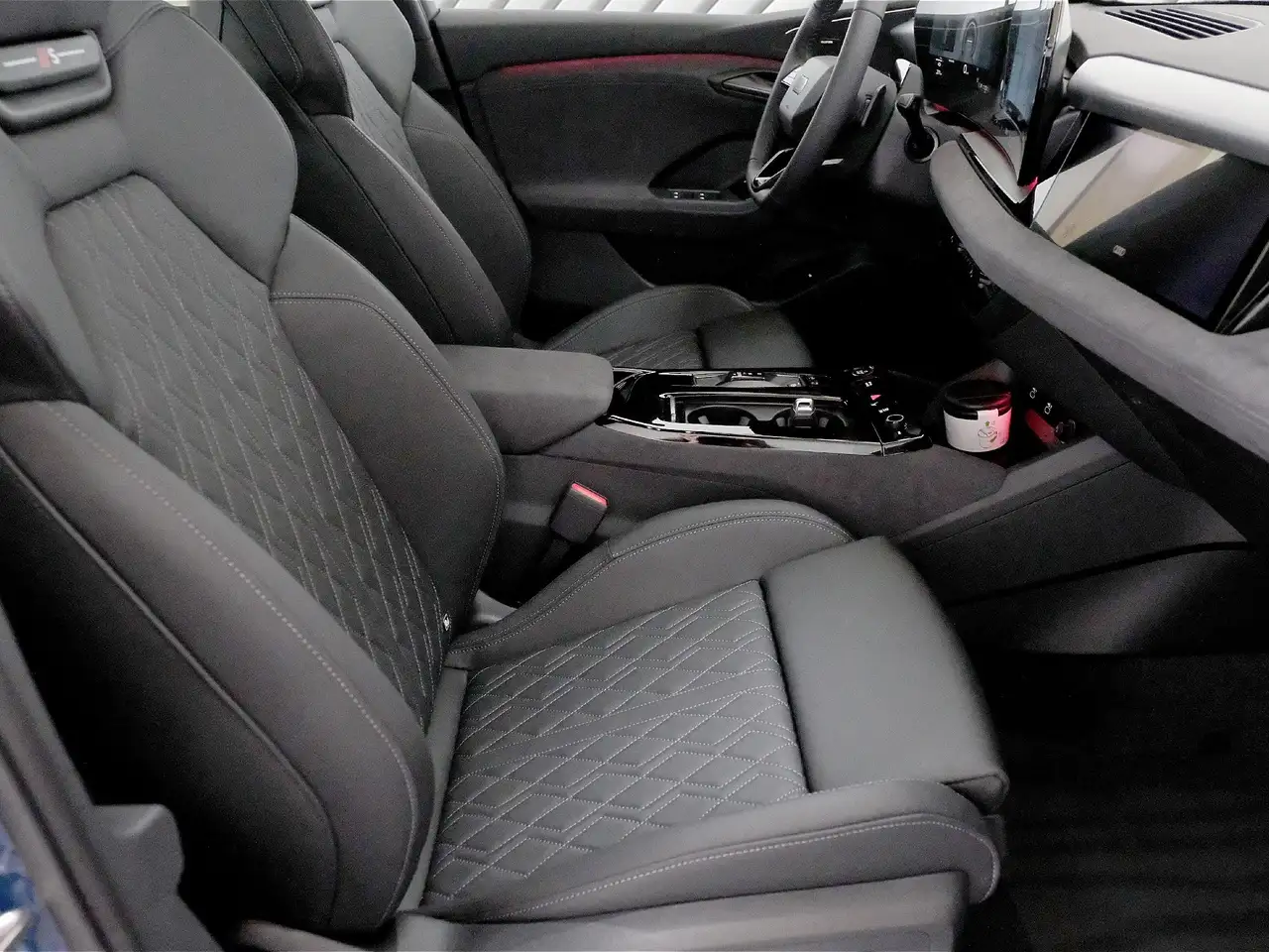 Audi SQ6 2026 — фото 10