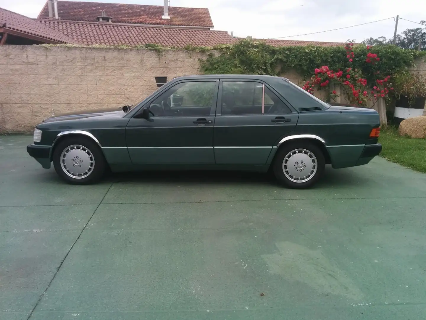 Mercedes-Benz 190 190E 2.3 Verde - 1