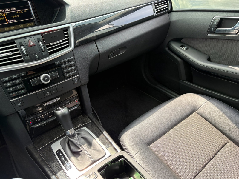 Mercedes-Benz E 200 CGI Business Class Avantgarde — photo 21