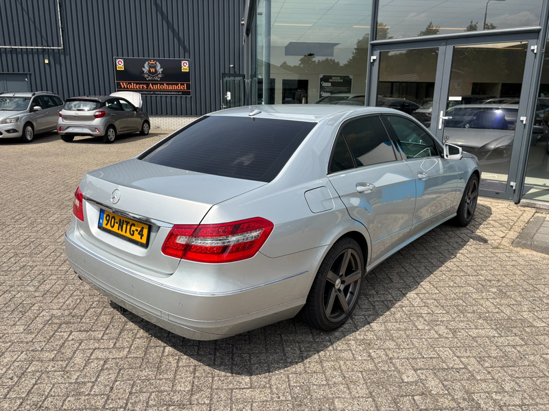 Mercedes-Benz E 200 CGI Business Class Avantgarde — photo 9
