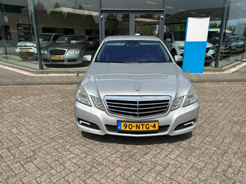 Mercedes-Benz E 200 CGI Business Class Avantgarde — photo 3