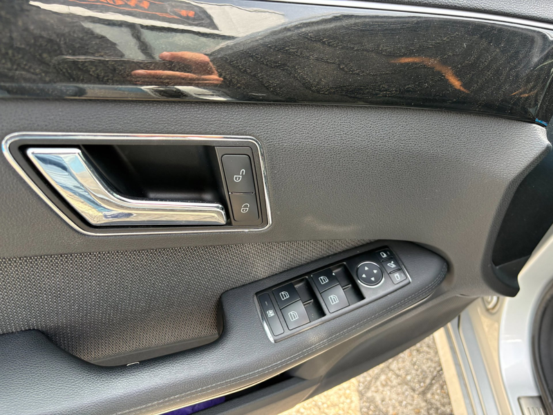 Mercedes-Benz E 200 CGI Business Class Avantgarde — photo 14