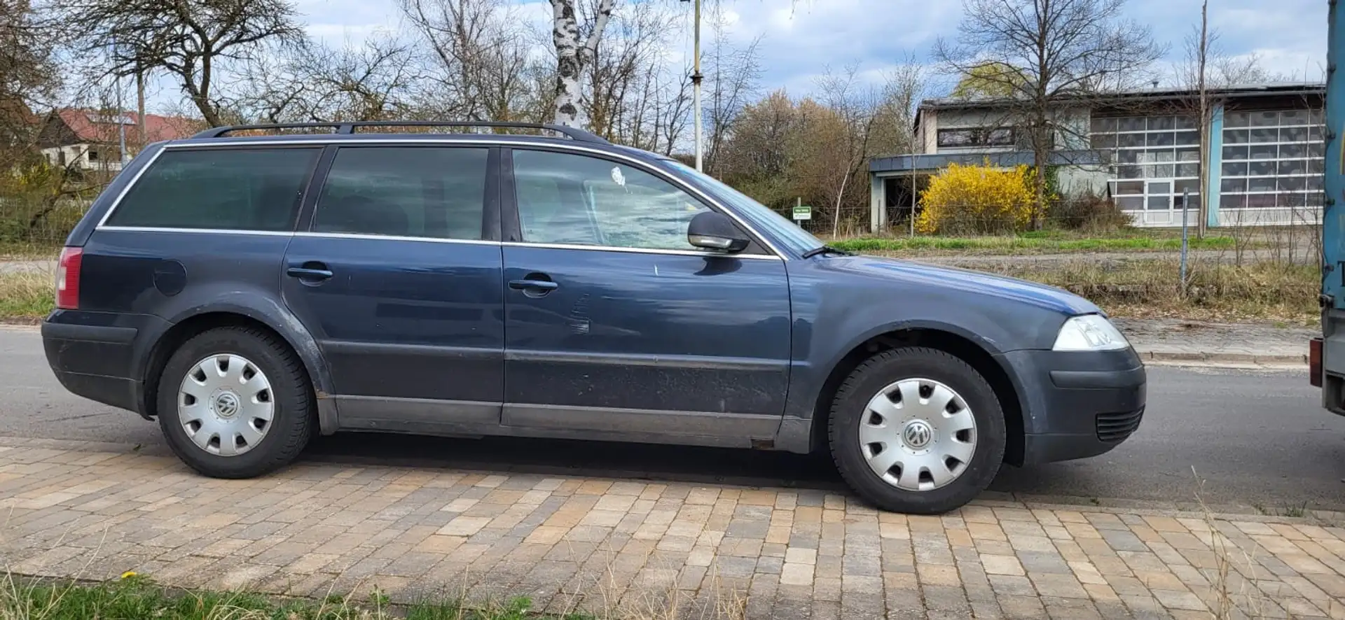 Volkswagen Passat Variant Passat Variant Diesel 2.0 TDI DPF Comfortline Bleu - 1