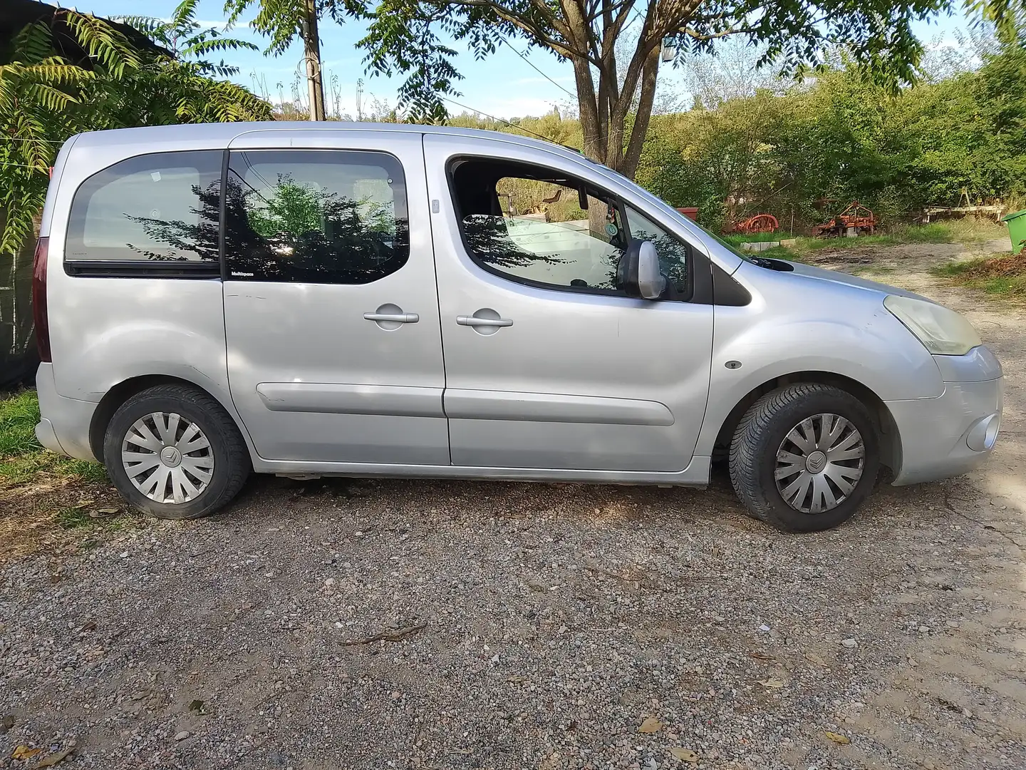 Citroen Berlingo 1.6 16v benzina/gpl Multispace Ezüst - 1