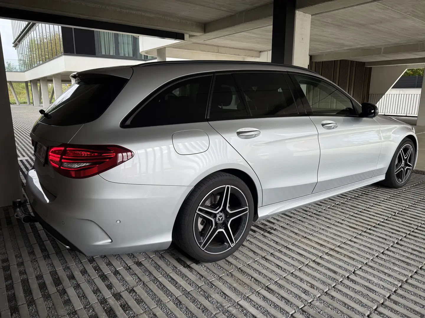 Mercedes-Benz C 200 C 200 T 9G-TRONIC Avantgarde Zilver - 1