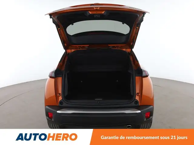 Peugeot 2008 view 16