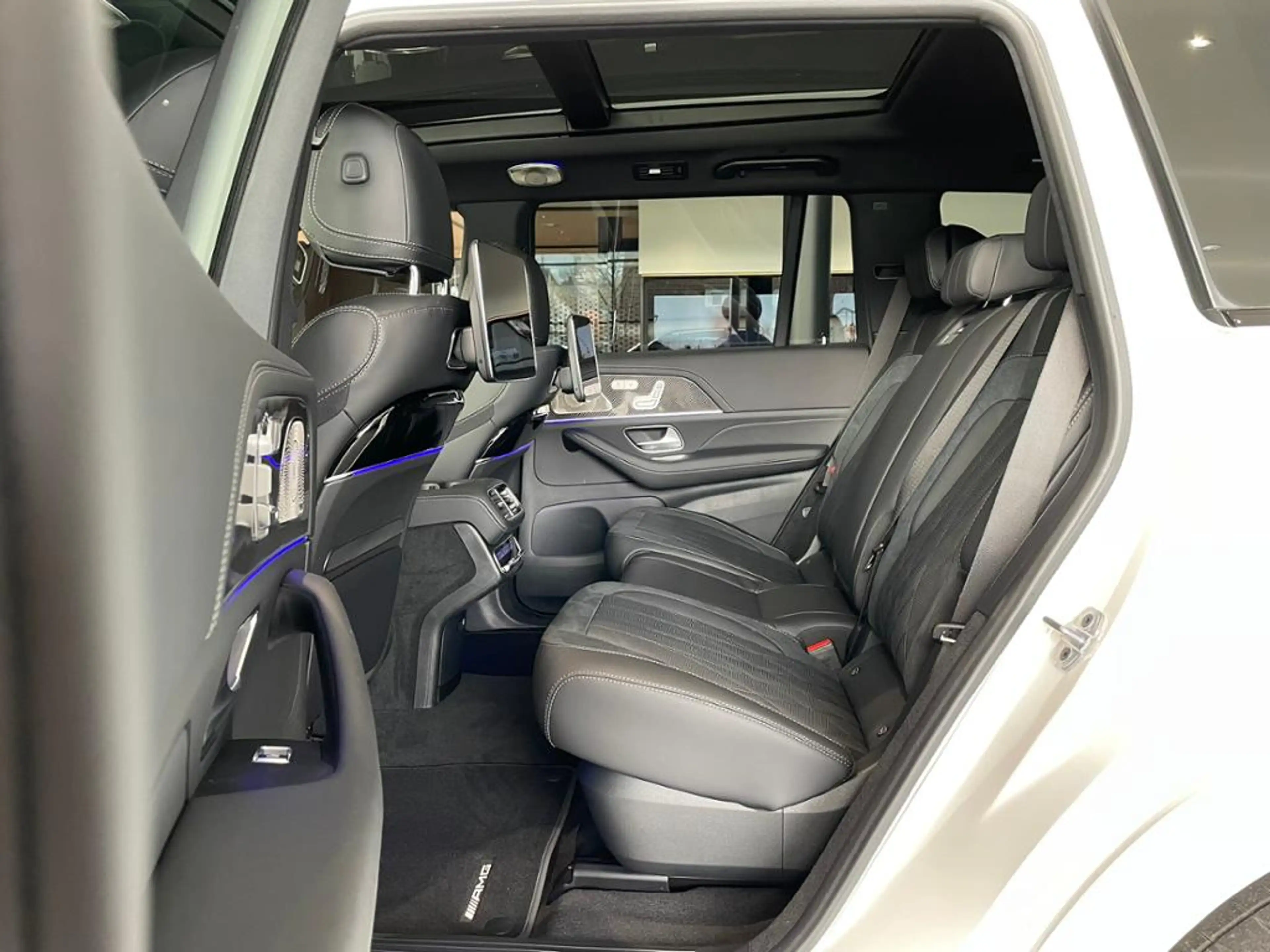 Mercedes-Benz GLS 63 AMG STDHZG+HUD+PANO+DRIVER PCKG+BURM 4D+ — photo 5