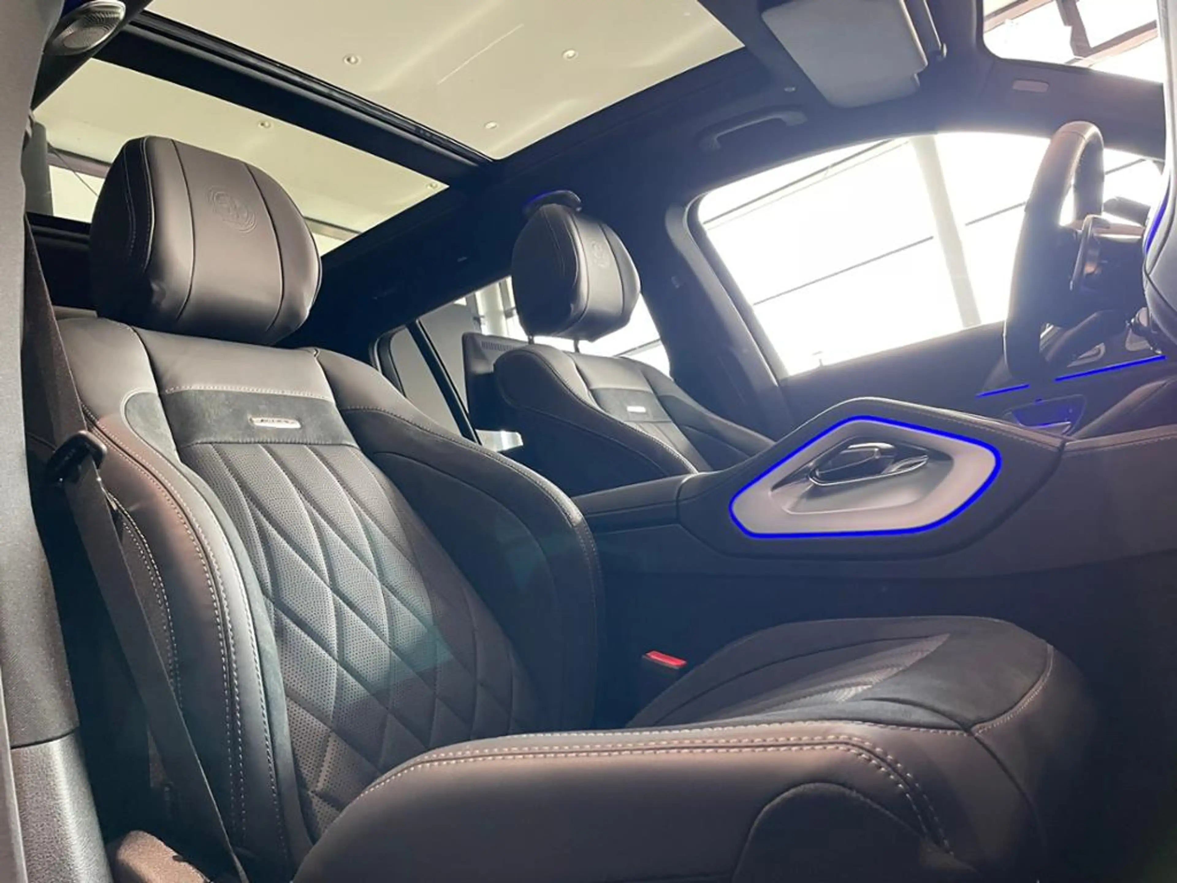 Mercedes-Benz GLS 63 AMG STDHZG+HUD+PANO+DRIVER PCKG+BURM 4D+ — photo 11