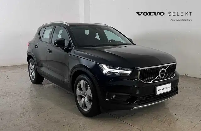 Volvo XC40 Momentum Pro, D3 AWD automatico