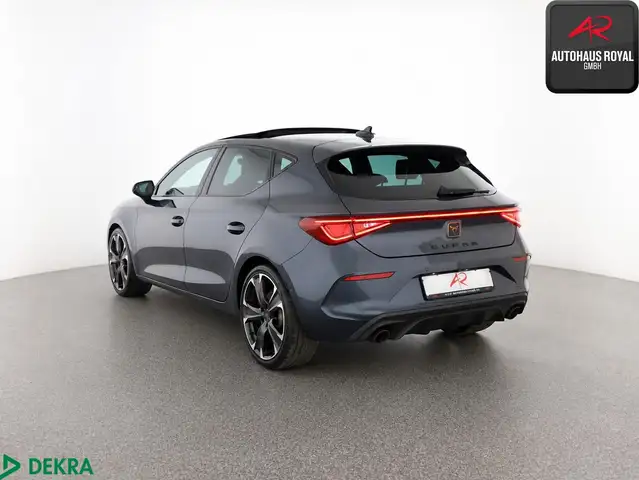 Cupra Leon view 3