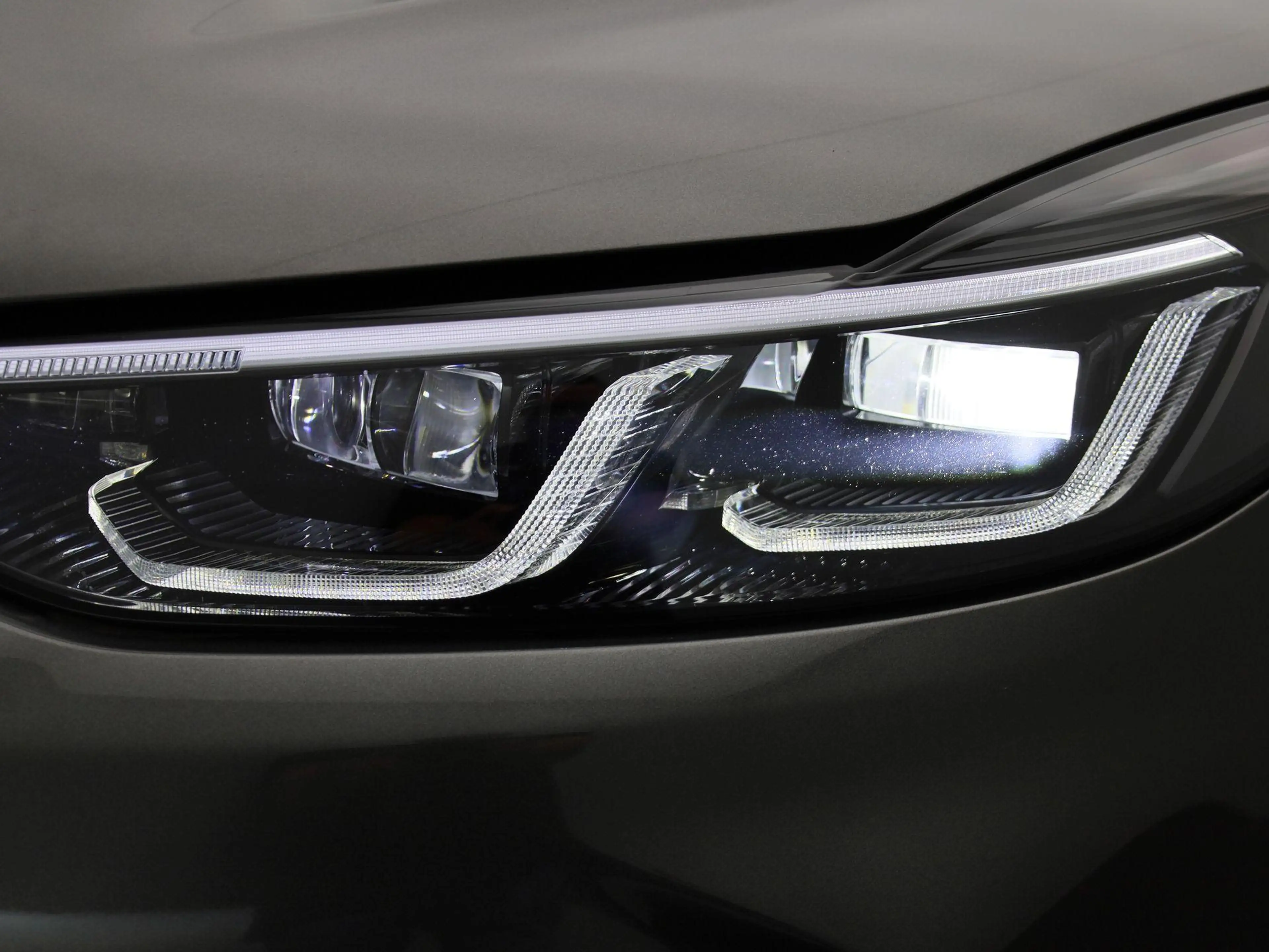 Ford Kuga 2.5 PHEV ST-Line | 243 PK | HEAD-UP DISPLAY | SYNC — photo 14