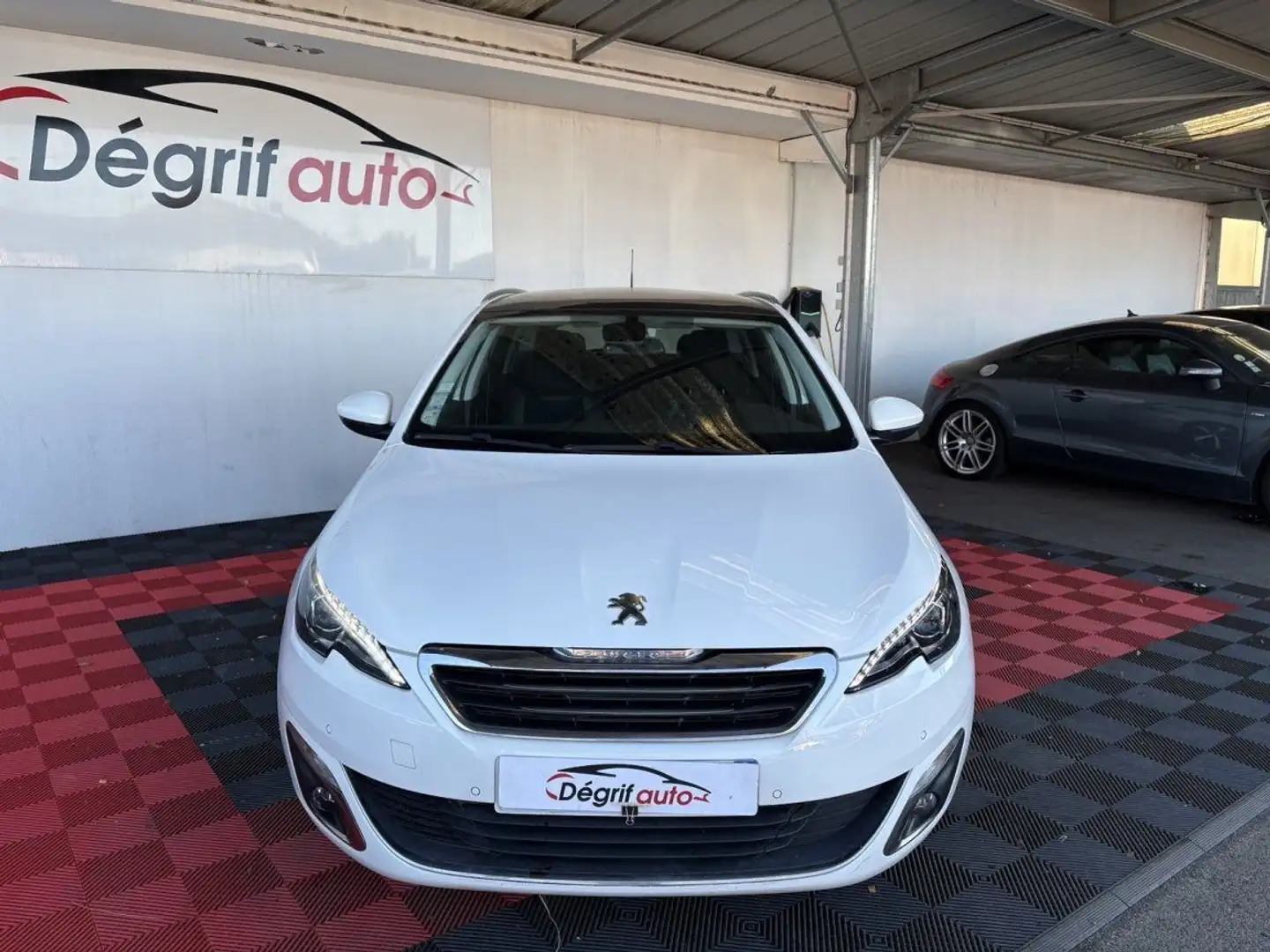 Peugeot 308 1.2 PureTech 130ch SetS BVM6 Allure Blanc - 2