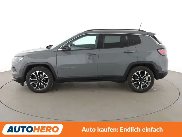 Jeep Compass view 3