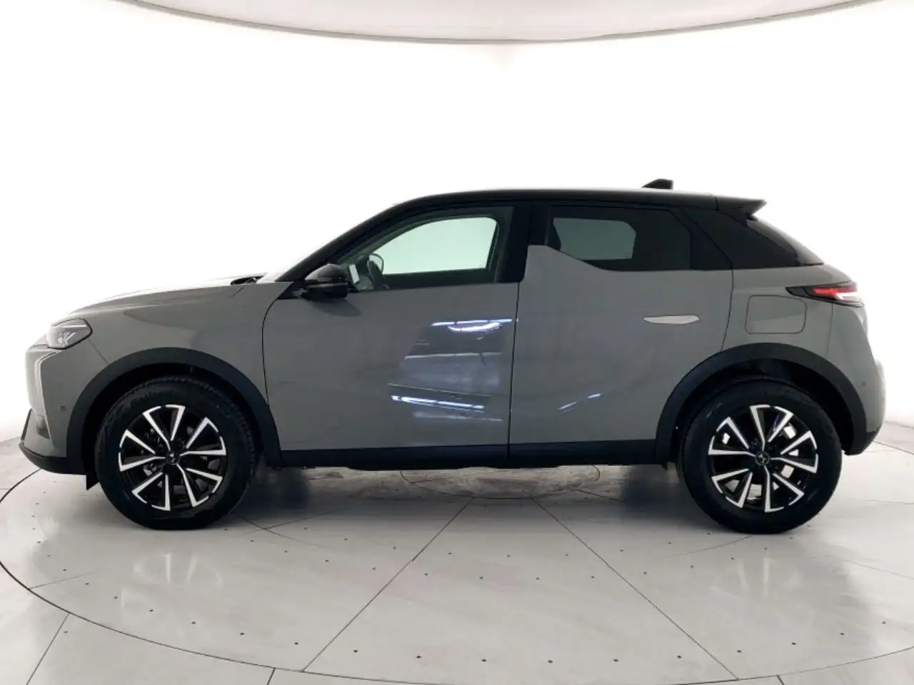 DS Automobiles DS 3 2024