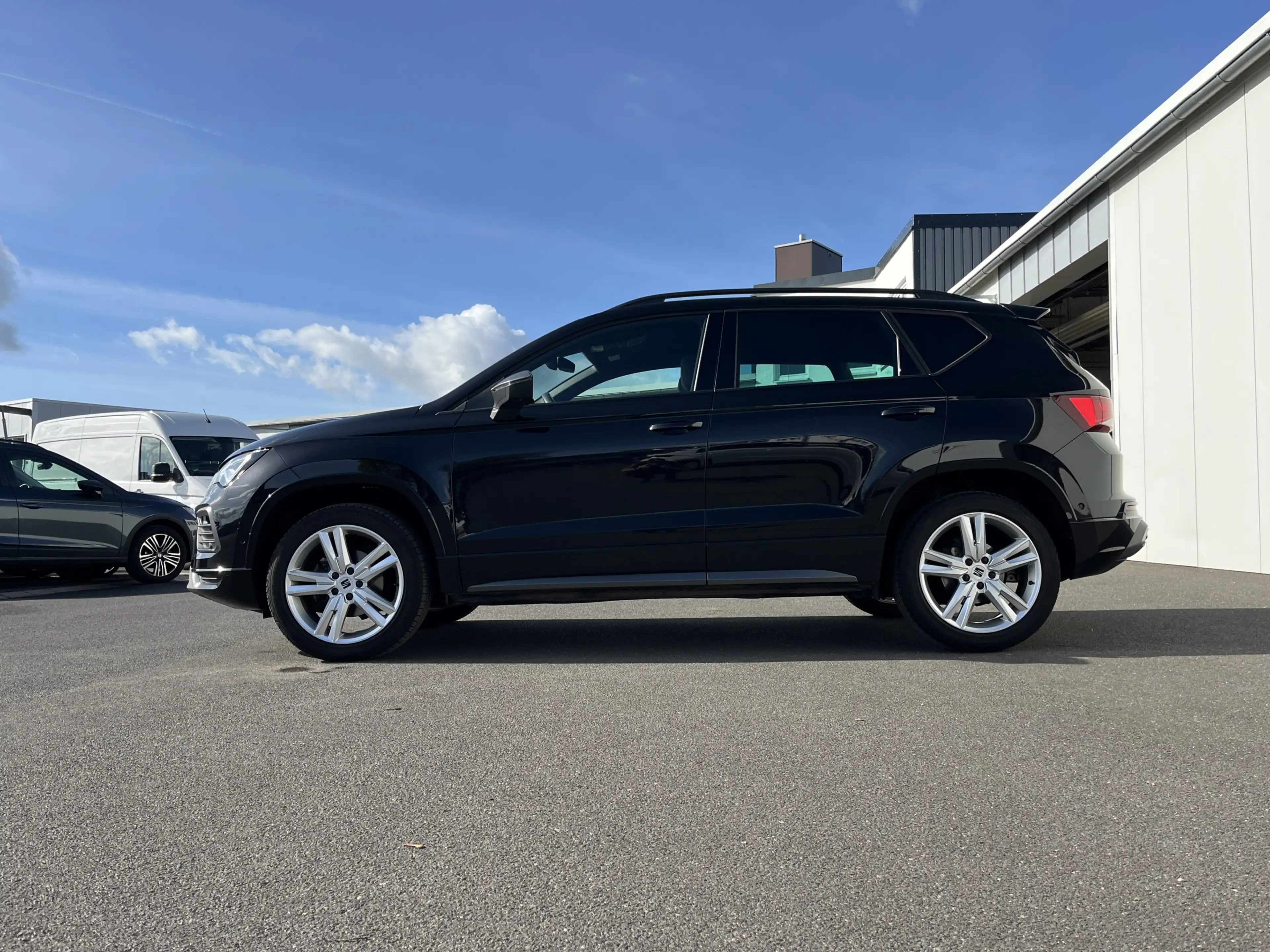 SEAT Ateca 1.5 TSI DSG FR 163€ m.20% Anz. AHK Navi RFK KEYL — photo 2