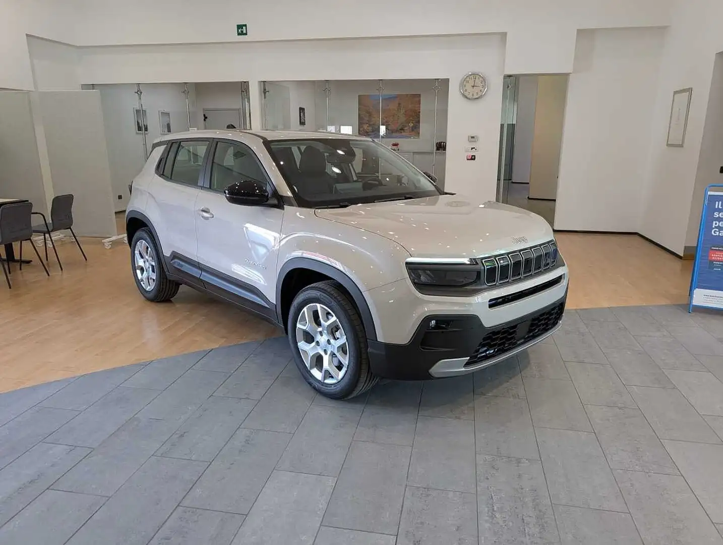 Jeep Avenger 1.2 Altitude MILD-HYBRID * KM 0* Beige - 2