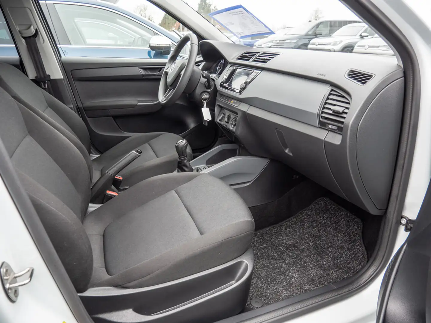 Skoda Fabia 1.0 Cool Plus KLIMA PDC SITZHEIZUNG Blanco - 2