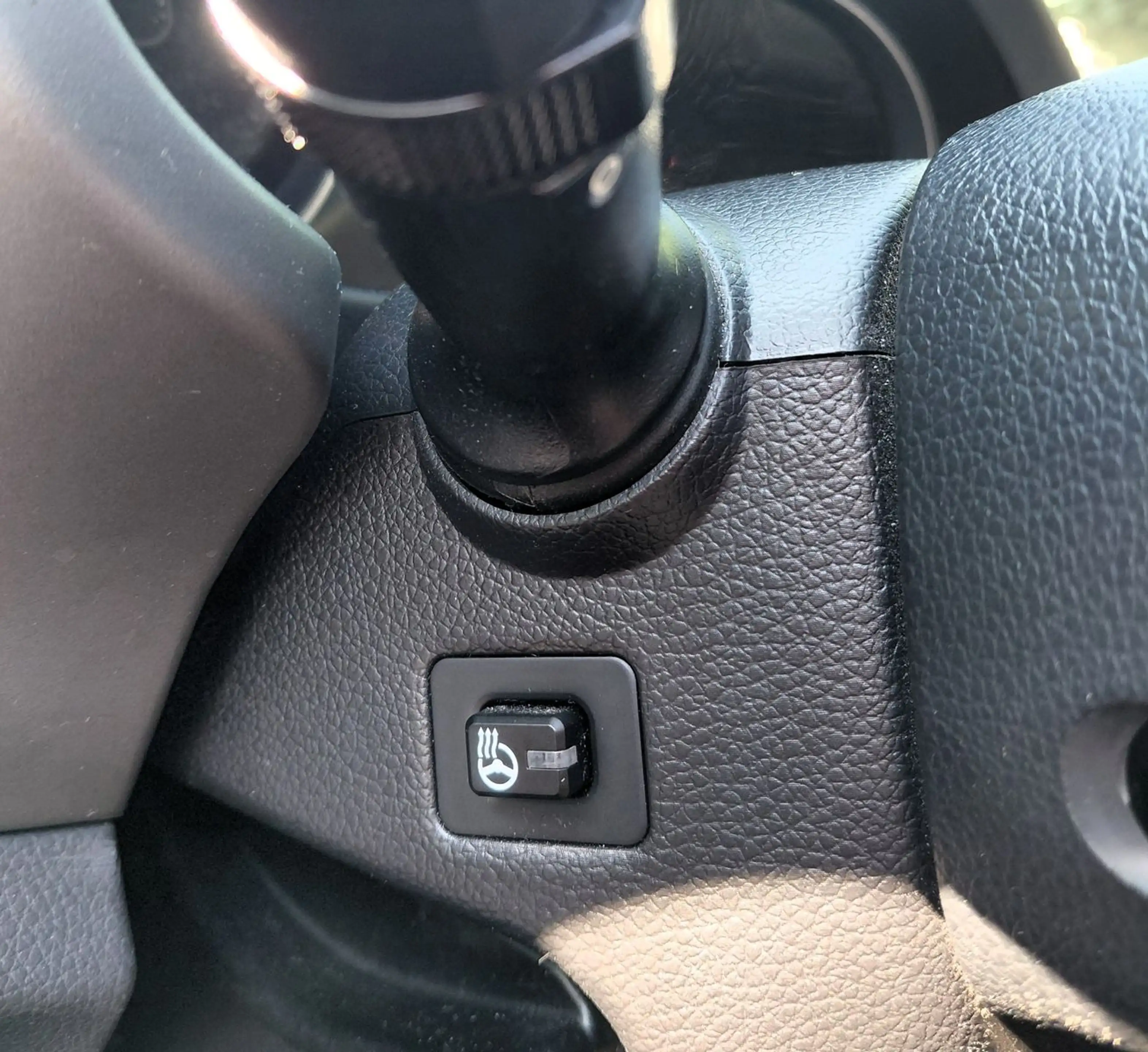 Kia Sportage Dream Team 2WD sehr gepflegt — photo 24