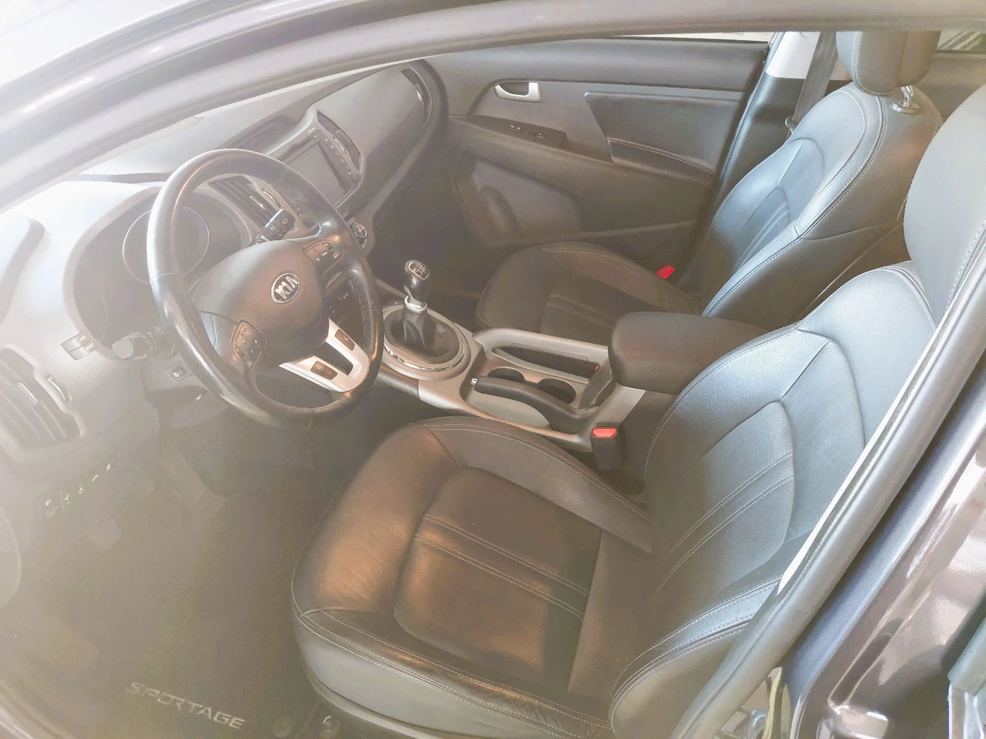 Kia Sportage Dream Team 2WD sehr gepflegt — photo 10